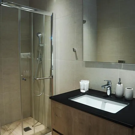 דירה 360 Luxury One Bedroom *