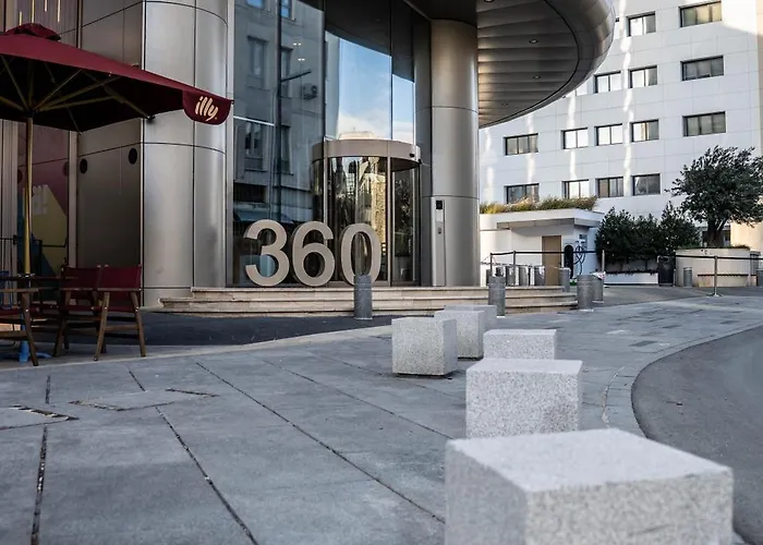 公寓 360 Luxury One Bedroom 尼科西亚