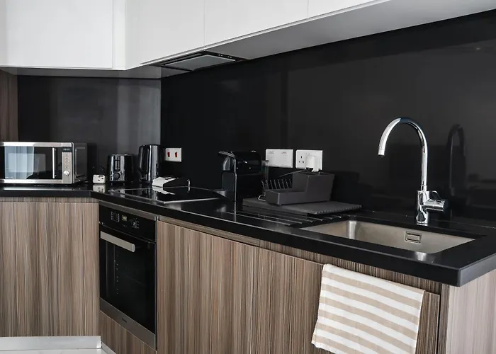 360 Luxury One Bedroom 尼科西亚